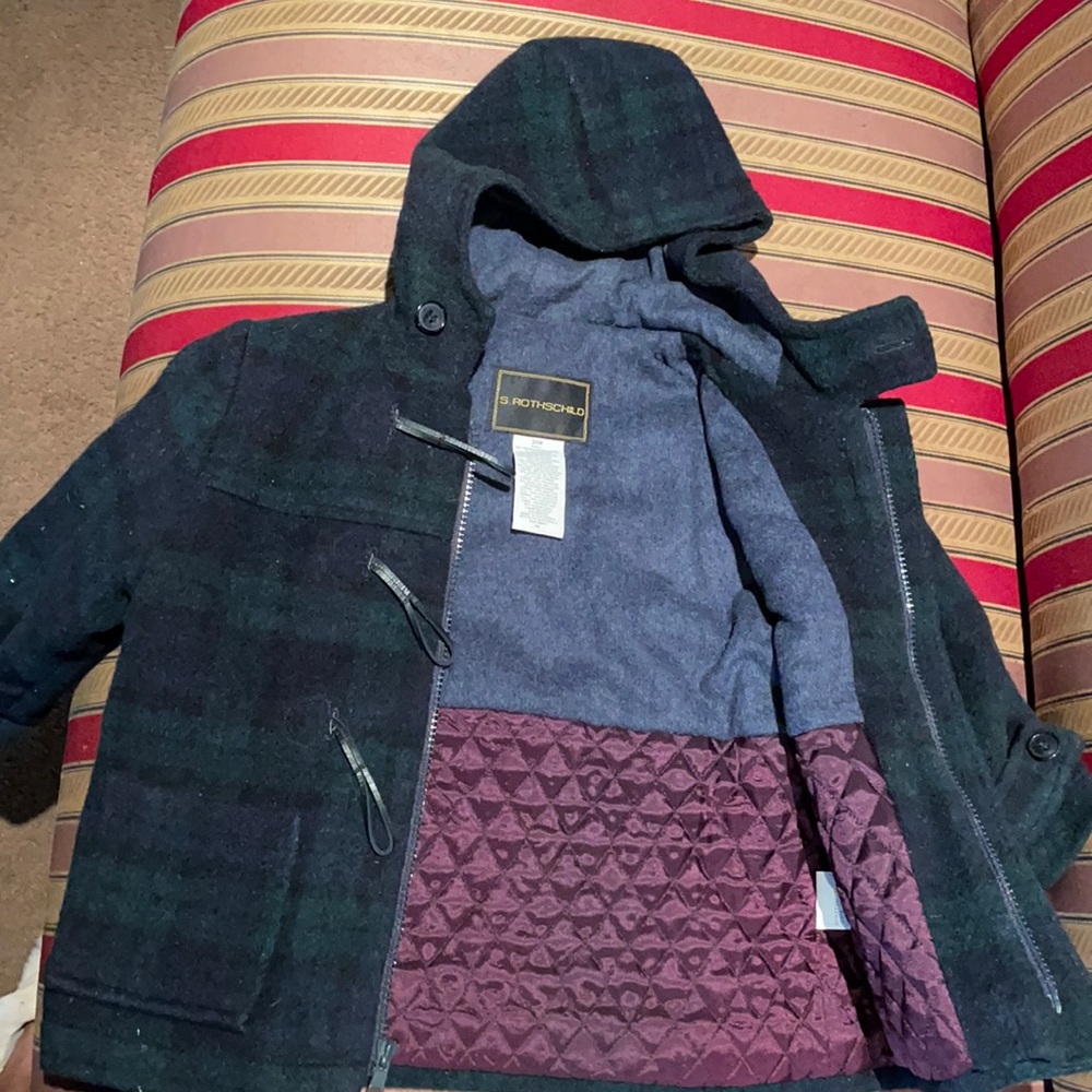 Gently used boys blue/green Rothschild pea coat.